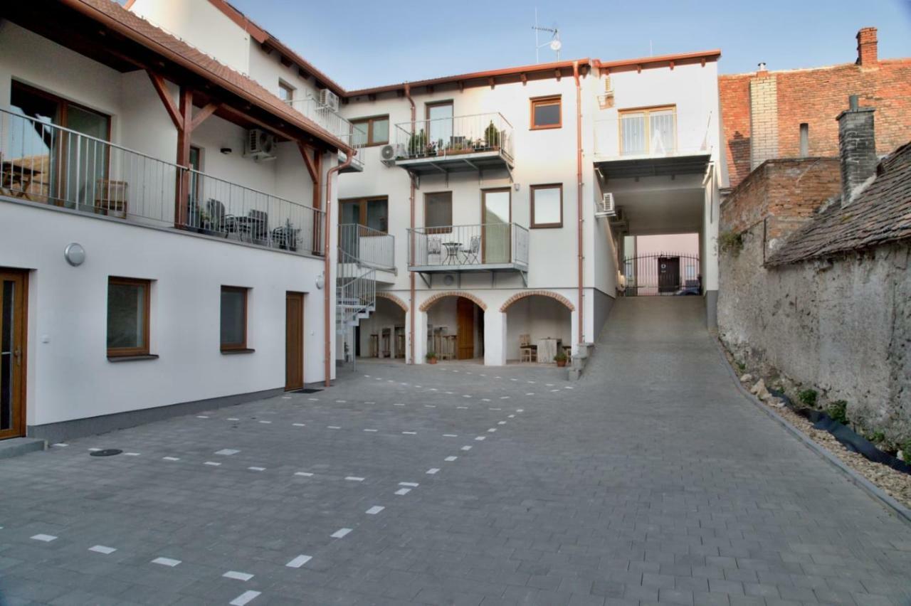 Apartmán Rezidence Konevova, Mikulov Exteriér fotografie